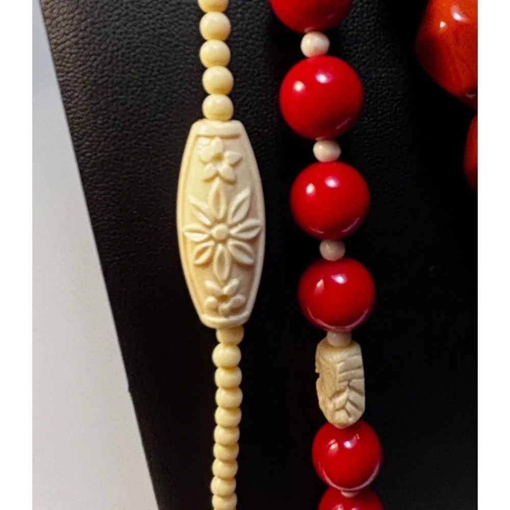 Necklace Lot Goth Witchy Boho Black Red Vintage Acrylic Beads Floral Elephants - Picture 3 of 10